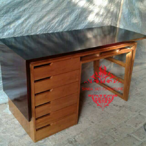 Meja-Retro-Minimalis