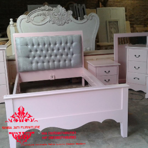 Centra-Dipan-Tempat-Tidur-Minimalis-Singa-Jati-18