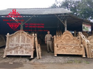 Centra-Dipan-Tempat-Tidur-Minimalis-Singa-Jati-19