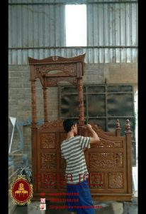 Mimbar-Masjid-Ukiran-Kaligrafi-08