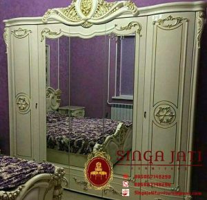 Almari-Pakaian-Lima-Pintu