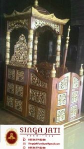 Mimbar-Masjid-Atap-Kubah-Ukiran-Kaligrafi-Pintu-Depan-01