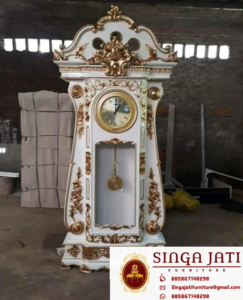 Almari-Jam-Hias-Bandul-Brawijaya-Ukir