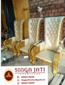 Model-Sofa-Dekorasi-Pelaminan-Ukir-Sandaran-Tinggi-Raffi-Ahmad