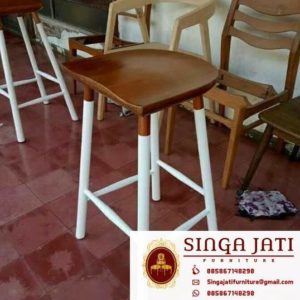 Kursi-Kafe-Minimalis-Terbaru-Kayu-Jati