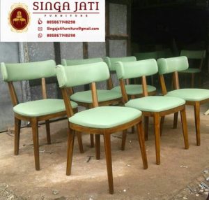 Kursi-Kafe-Scandinavia-Busa