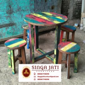 Meja-Kafe-Minimalis-Kayu-Jati