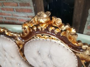 Model-Kursi-Tamu-Sofa-Ukir-Terbaru-01