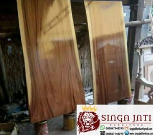 Meja-Makan-Kayu-Suar