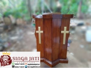 Mimbar-Gereja-Podium-Salib