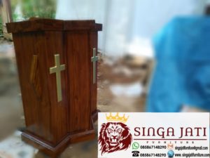 Mimbar-Gereja-Salib