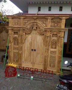 Pintu-Gebyok-Ukir-Rumah-Jawa-Modern