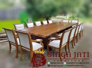 Meja-Kayu-Trembesi-Utuh