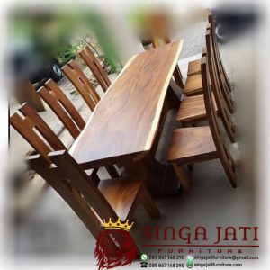 Meja-Makan-Trembesi-Utuh-Solid