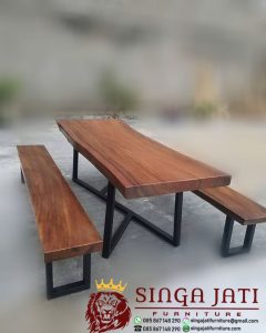 Meja-Trembesi-Kaki-Besi