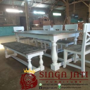 Meja-Makan-Antik-Minimalis