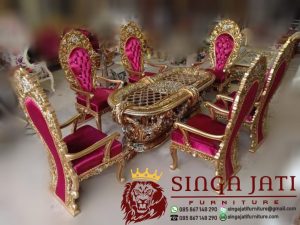 Meja-Makan-Oval-kayu-Jati