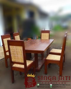 Meja-Makan-kuno-Minimalis