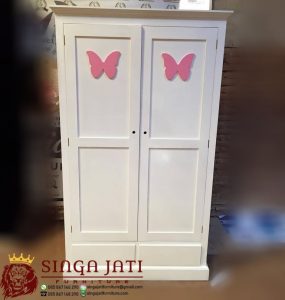 lemari-anak-perempuan