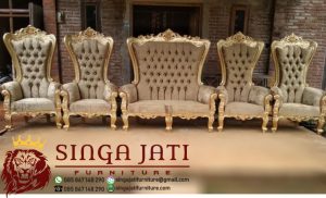 Dekorasi-Pelaminan-Kursi-Syahrini-0