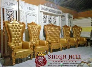 Dekorasi-Pelaminan-Kursi-Syahrini-02