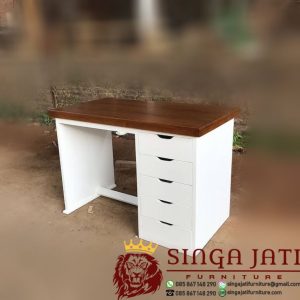 Meja-Belajar-Minimalis-