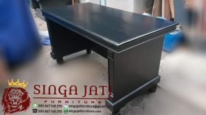 Meja-Direktur-Minimalis-