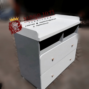 Tempat-Ganti-Popok-Bayi