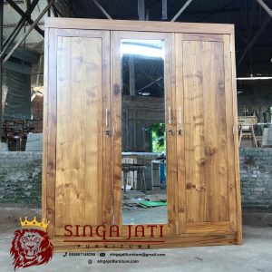 Lemari-Baju-3-Pintu-Kaca