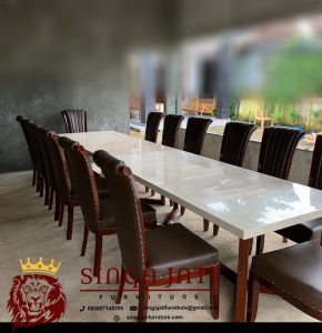 Meja-Makan-Marmer-Mewah