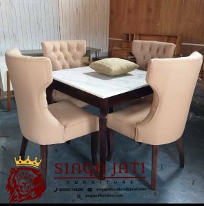 Meja-Makan-Ruangan-Sempit