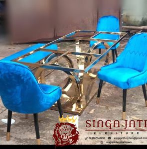 Meja-Makan-Mewah-Stainless
