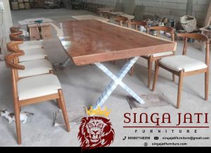 Meja-Makan-Panjang-Kayu-Solid