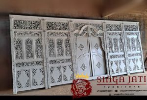 Gebyok-Dekorasi-Kayu-Ukir-Warna-Putih-Duco